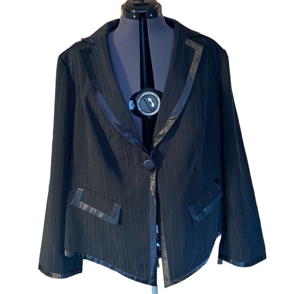 Lane Bryant Plus Sz 24 Black Pinstripe Tuxedo Jacket China 1 Bottom 2 Pocket - Picture 1 of 10